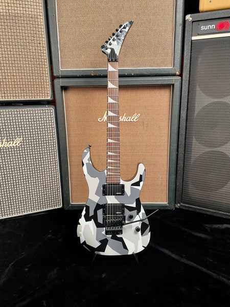 Jackson X series Soloist SLX DX 2000s - white camouflage